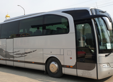 Автобус Mercedes-Benz O580-16RHD Travego — фото №2